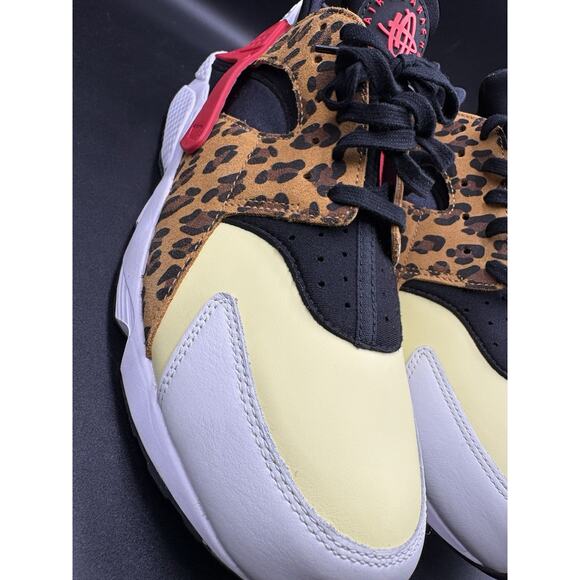 Nike Air Huarache “SNKRS DAY” Leopard Print Trainer - Sz. 12 main image 7